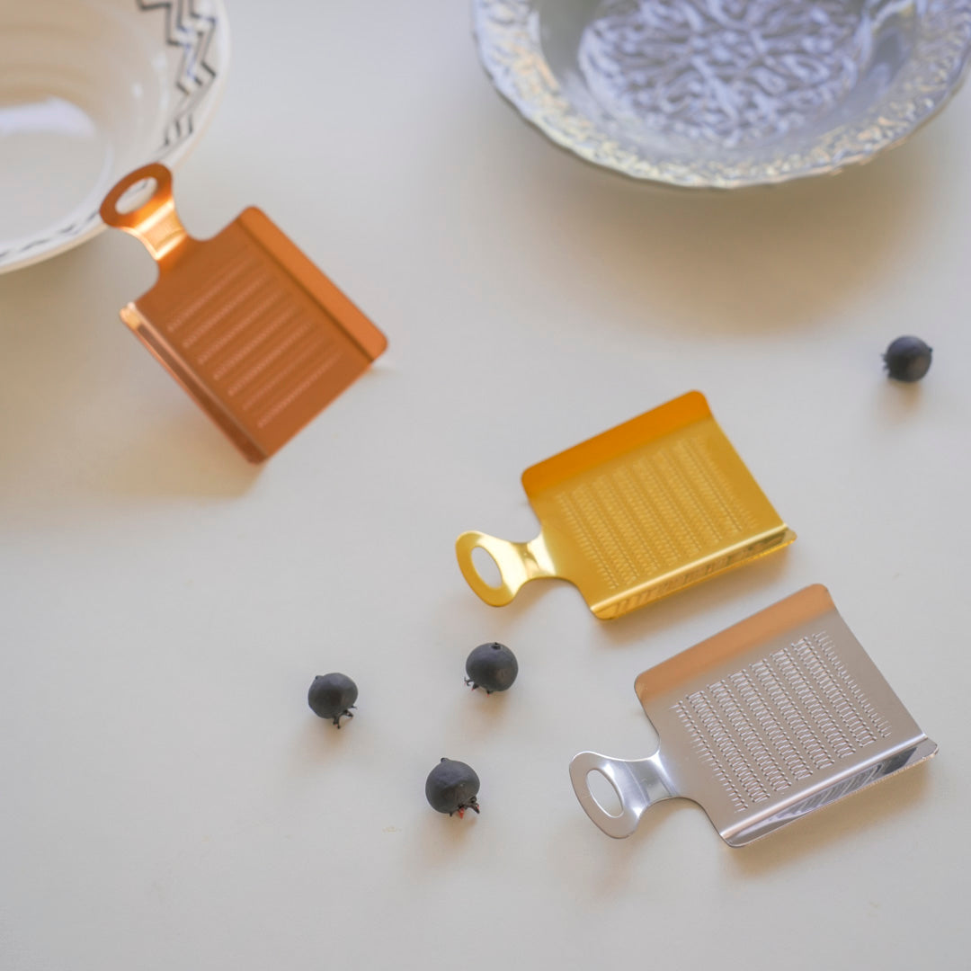 Mini Stainless Steel Grater for Ginger, Garlic & Lemon Zest – Gold, Silver & Rose Gold - Image 4