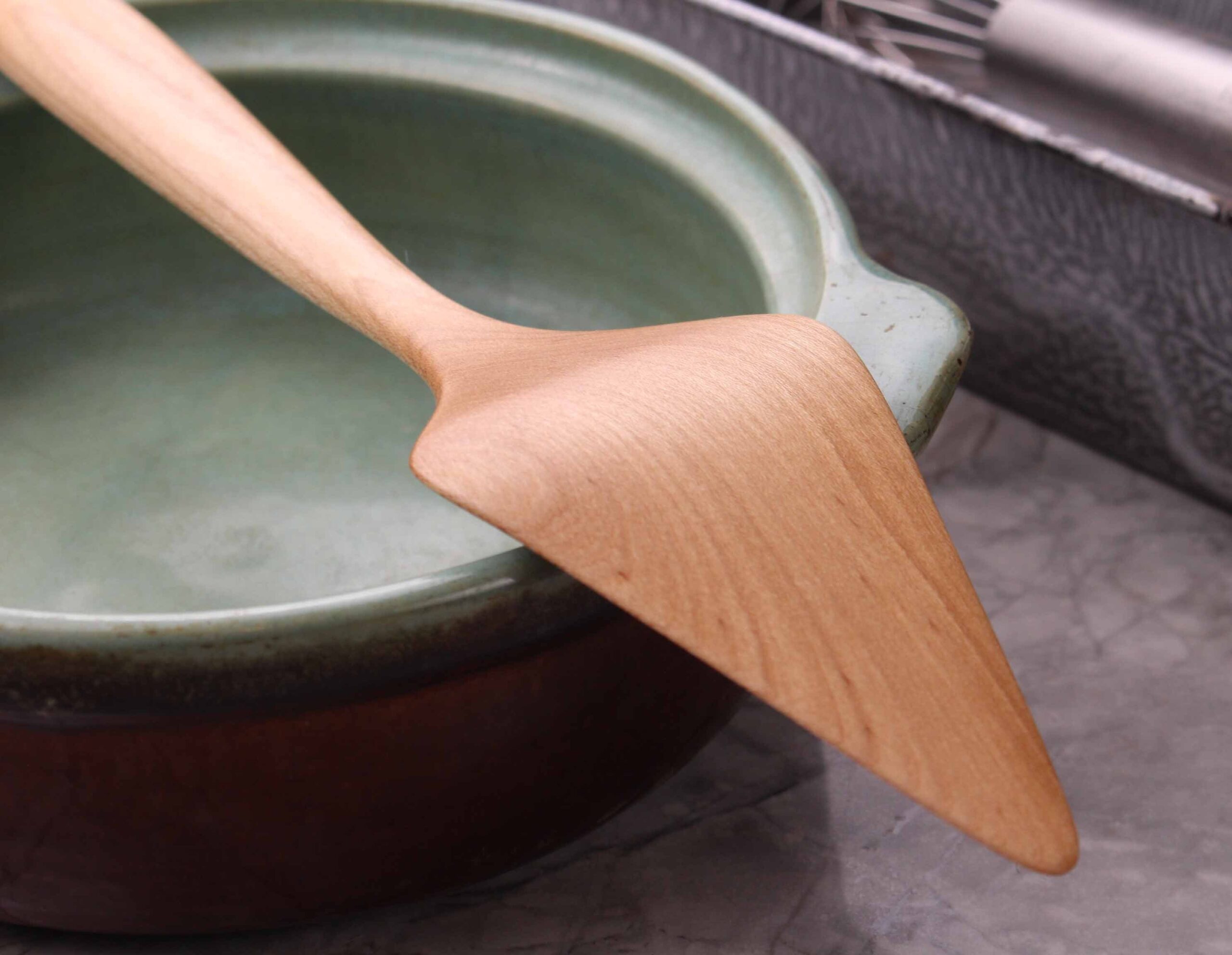 Wooden Pie Server Spatula – Black Walnut & Sugar Maple - Image 8