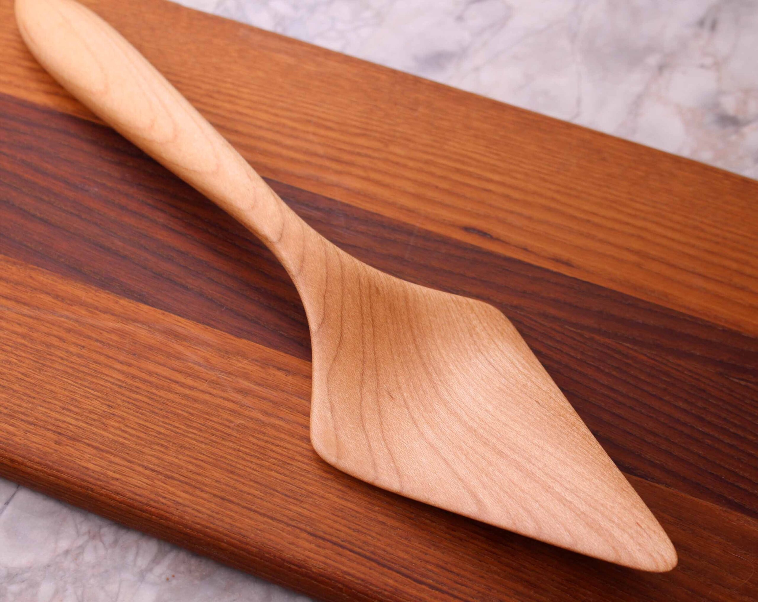 Wooden Pie Server Spatula – Black Walnut & Sugar Maple - Image 5
