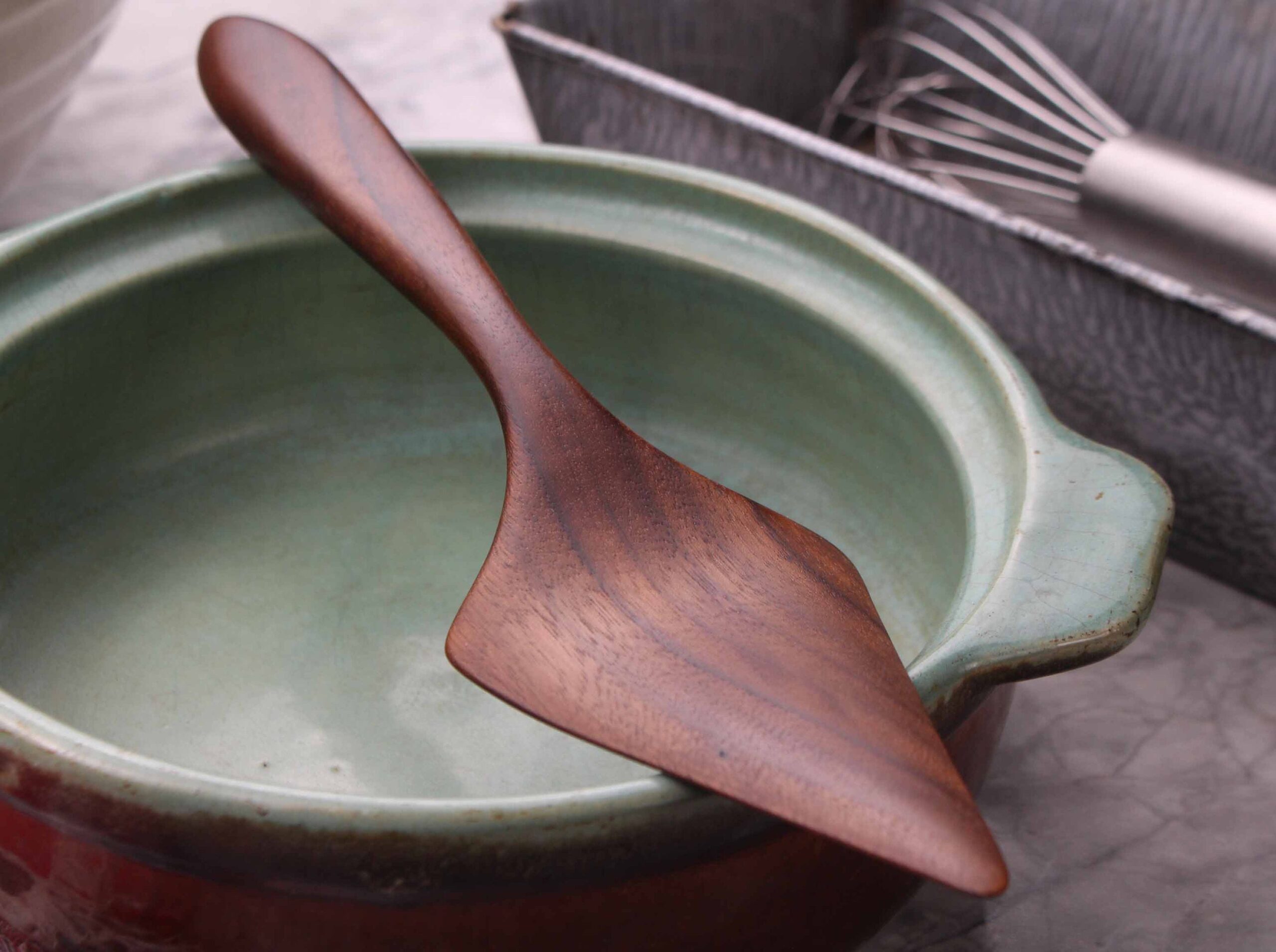 Wooden Pie Server Spatula – Black Walnut & Sugar Maple - Image 9