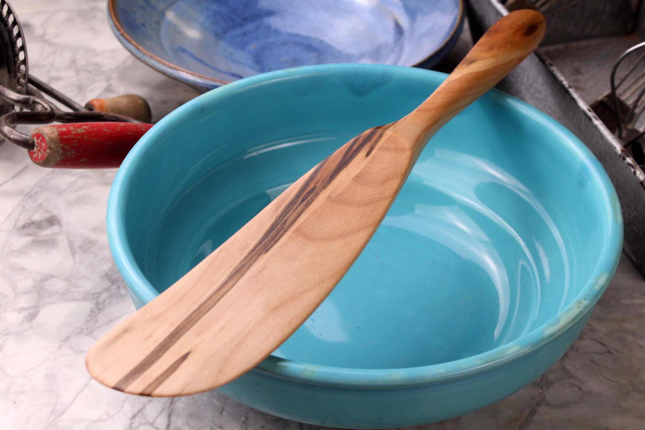 Right-Handed Wooden Spurtle – Walnut Wood - Image 2